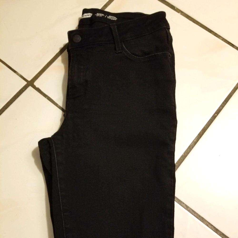 💫3 for $20 | Black Size 8L Old Navy skinny jeans